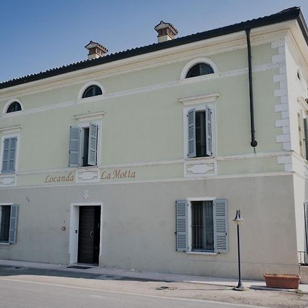 Locanda La Motta Motta Baluffi Bagian luar foto