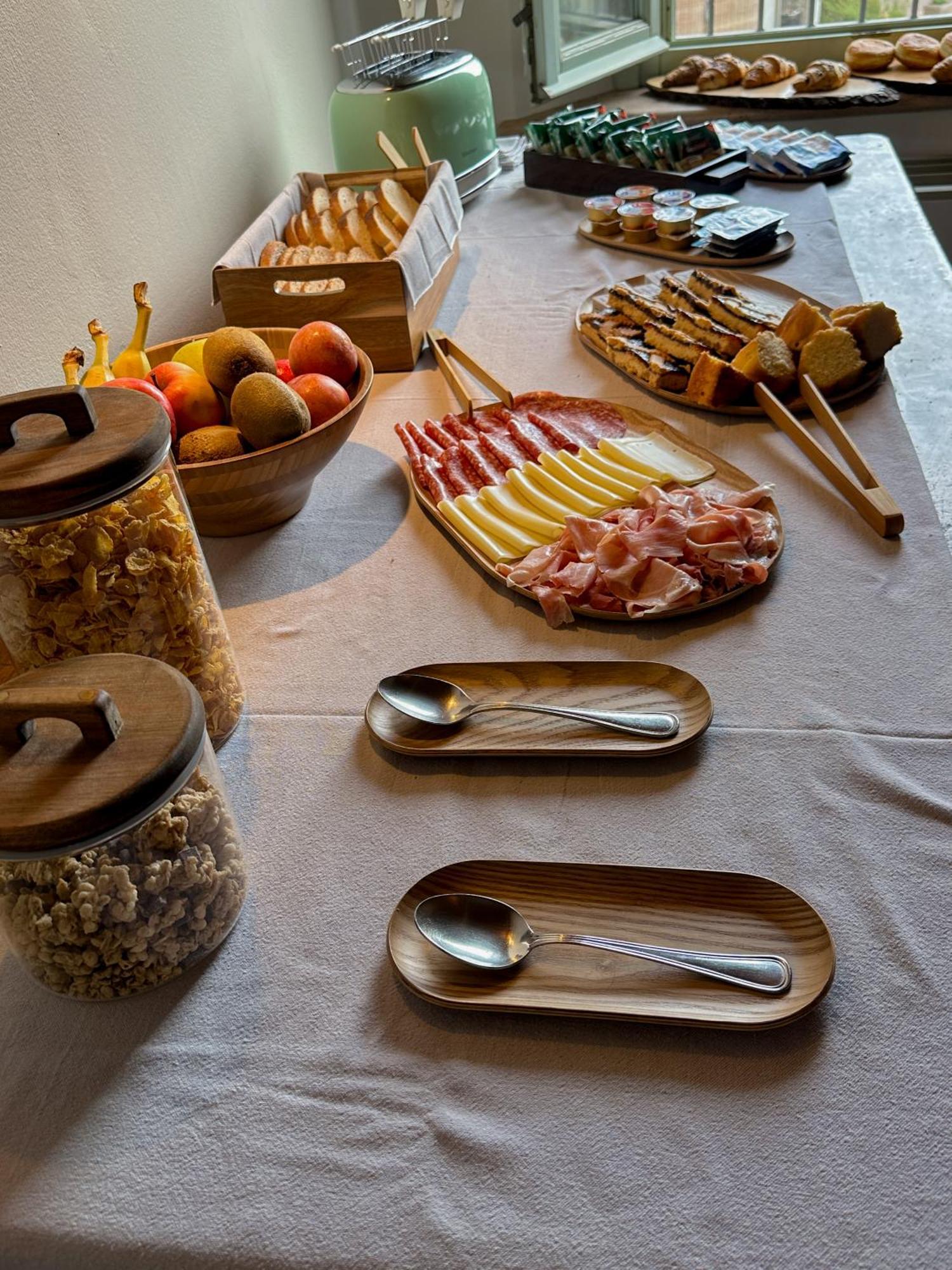 Locanda La Motta Motta Baluffi Bagian luar foto