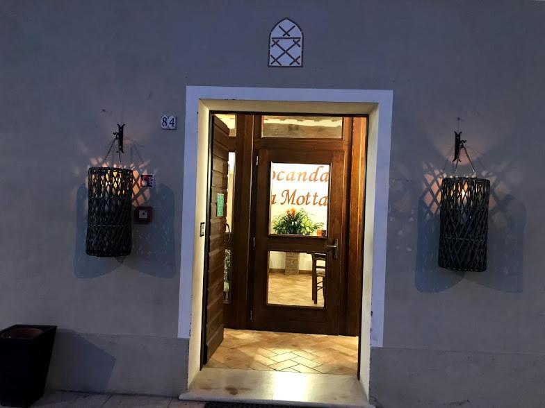 Locanda La Motta Motta Baluffi Bagian luar foto