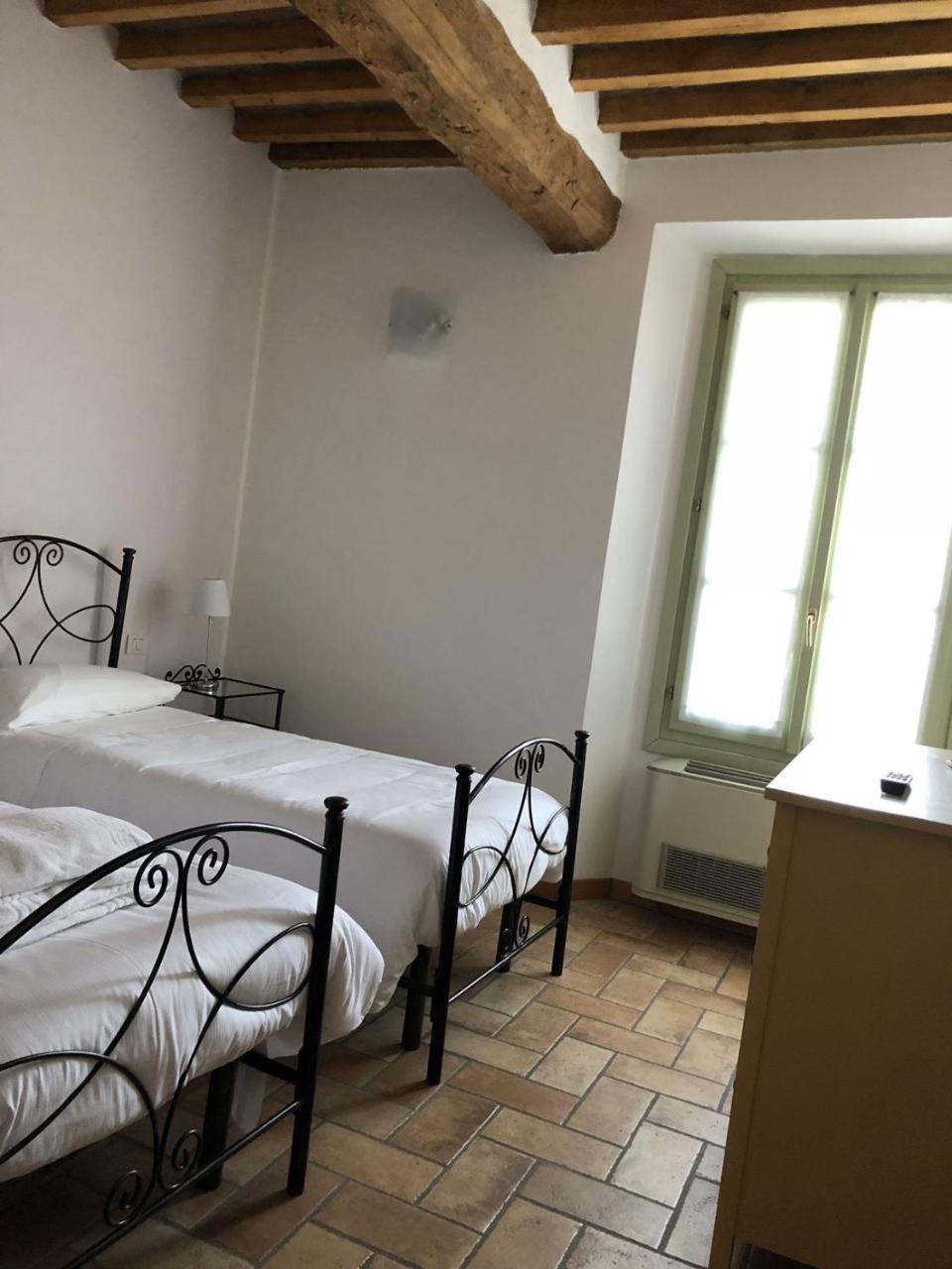 Locanda La Motta Motta Baluffi Bagian luar foto