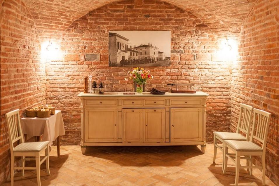 Locanda La Motta Motta Baluffi Bagian luar foto