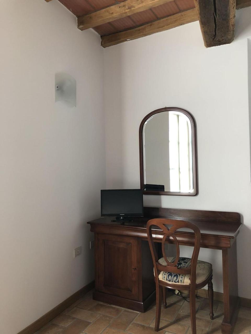 Locanda La Motta Motta Baluffi Bagian luar foto
